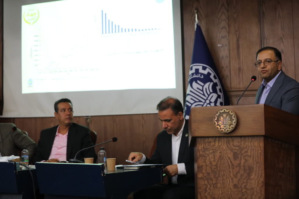 حضور شرکت پایدار کشت هوش خاورمیانه در «گفتمان ملی آب، محیط زیست و امنیت غذایی» دانشگاه صنعتی اصفهان